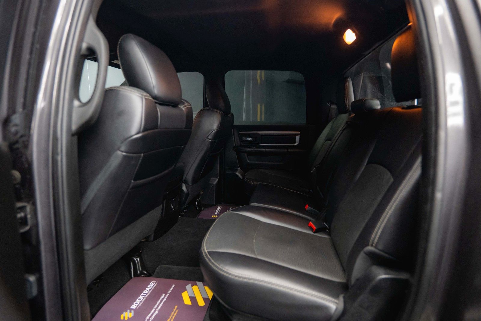 Fahrzeugabbildung Dodge RAM 5.7 V8 HEMI 4x4 Sport OFFROAD Night WARLOCK