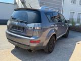 Mitsubishi Outlander 2.0 DI-D Instyle 7 SITZER - gebrauchte Mitsubishi Outlander aus dem Jahr 2008