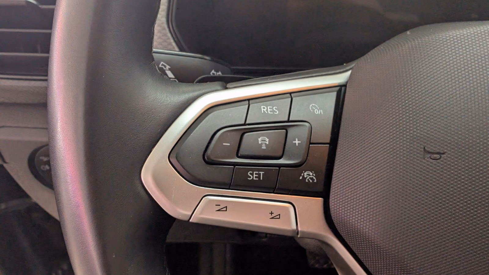 Volkswagen T-Cross 1.0 TSI 85 Life *ACC*LANE*KAM*SHZ*, миниатюра 21