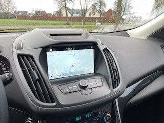 Ford Kuga - 11