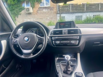BMW 118 - 10