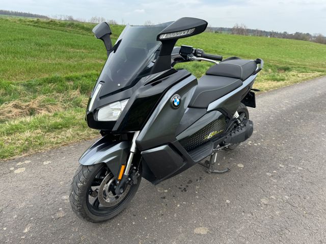 BMW C-EVOLUTION*2019*2000KM*LONG RANGE*******