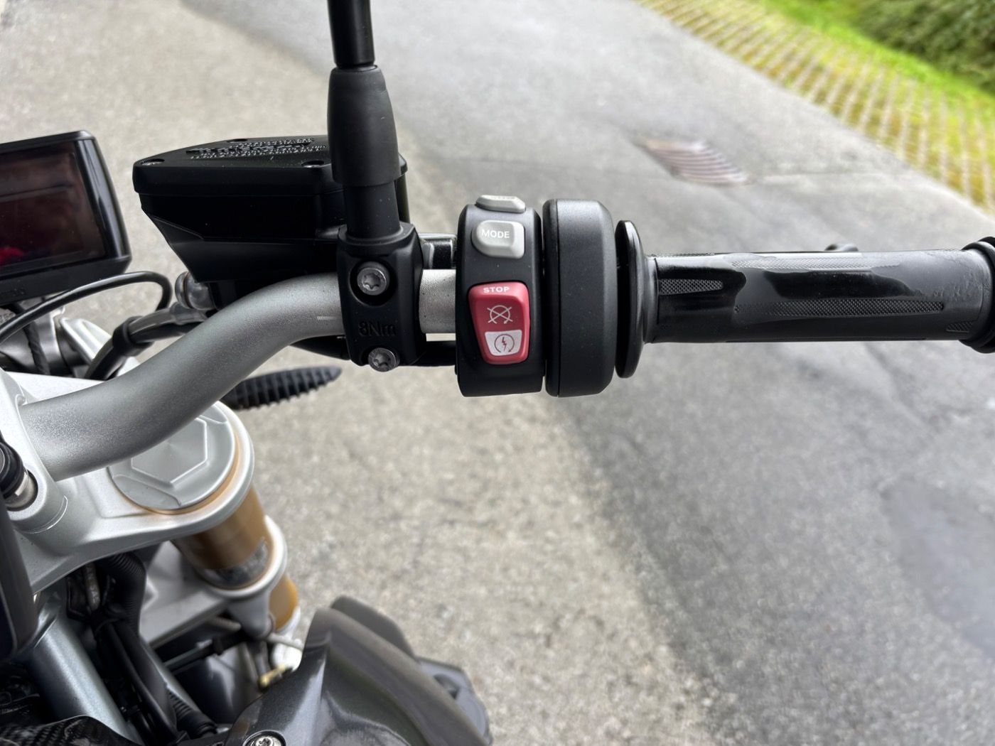 Fahrzeugabbildung BMW R 1200 R