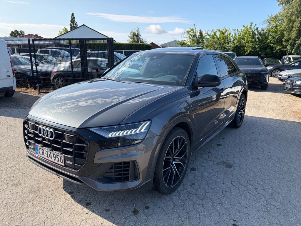 Image of Audi Q8