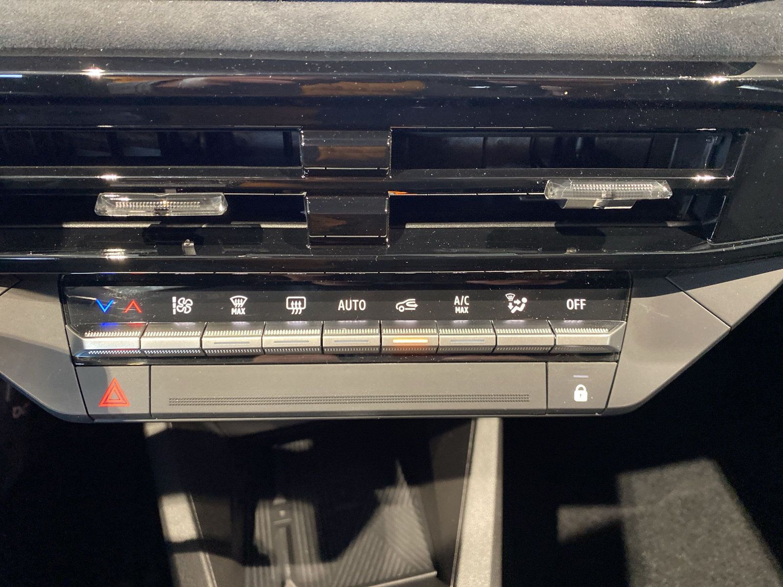 Renault Clio - Bild 18