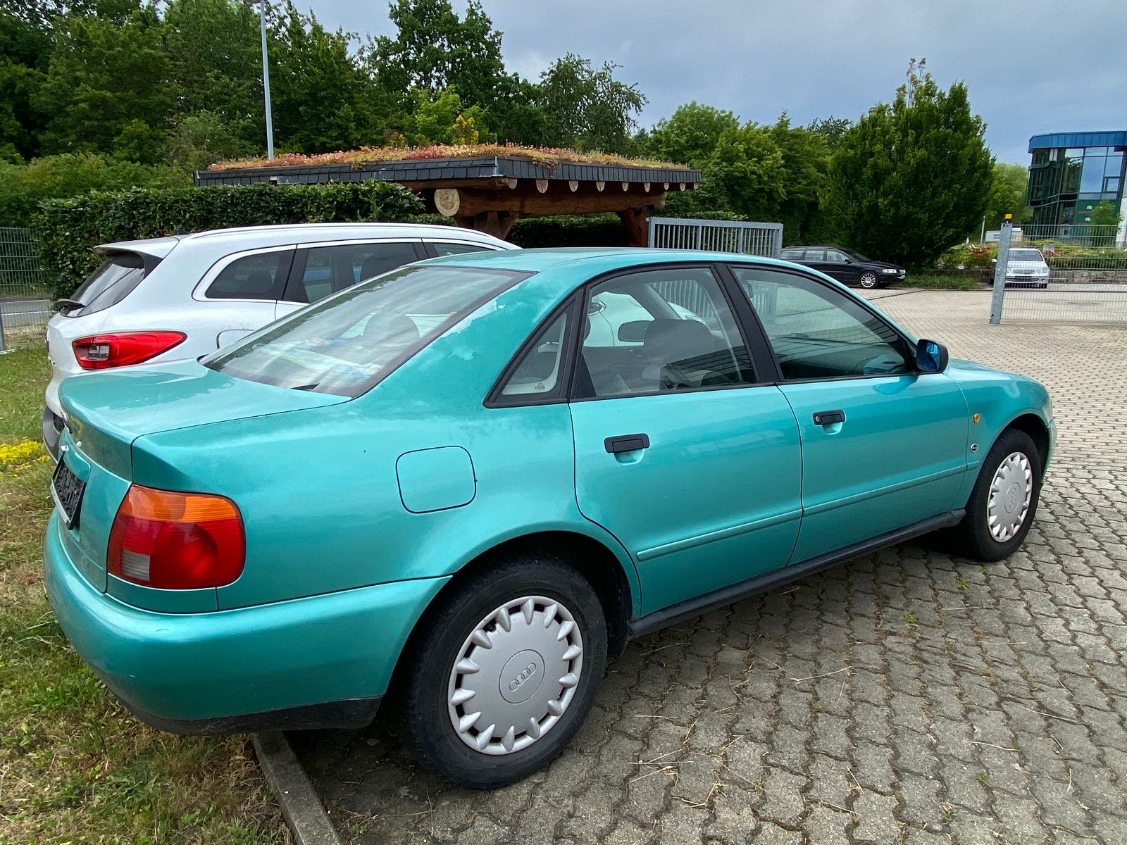 Fahrzeugabbildung Audi A4 1.8 Klimaautomatik HU bis 07.2026