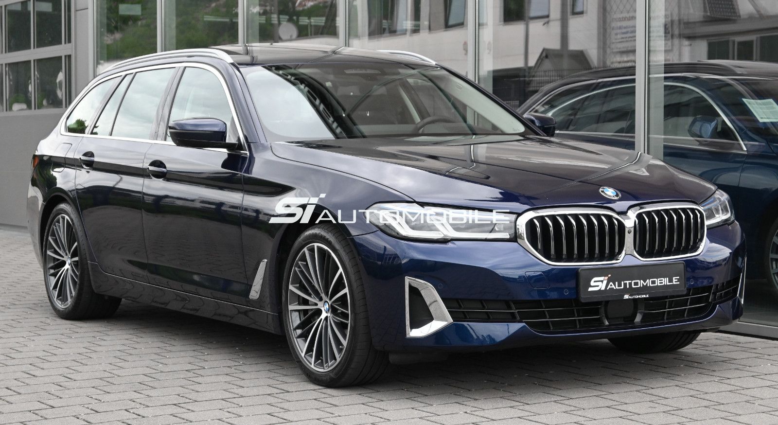 Fahrzeugabbildung BMW 530d xDr. Touring Luxury °UVP 100.360€°TRAUM°360