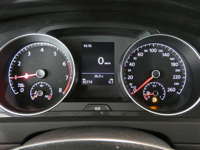 Golf 1.0 TSI SHZ KLIMAAUTOM. TEL TEMPOMAT 18ZOLL