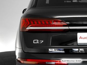 Audi Q7 - 11