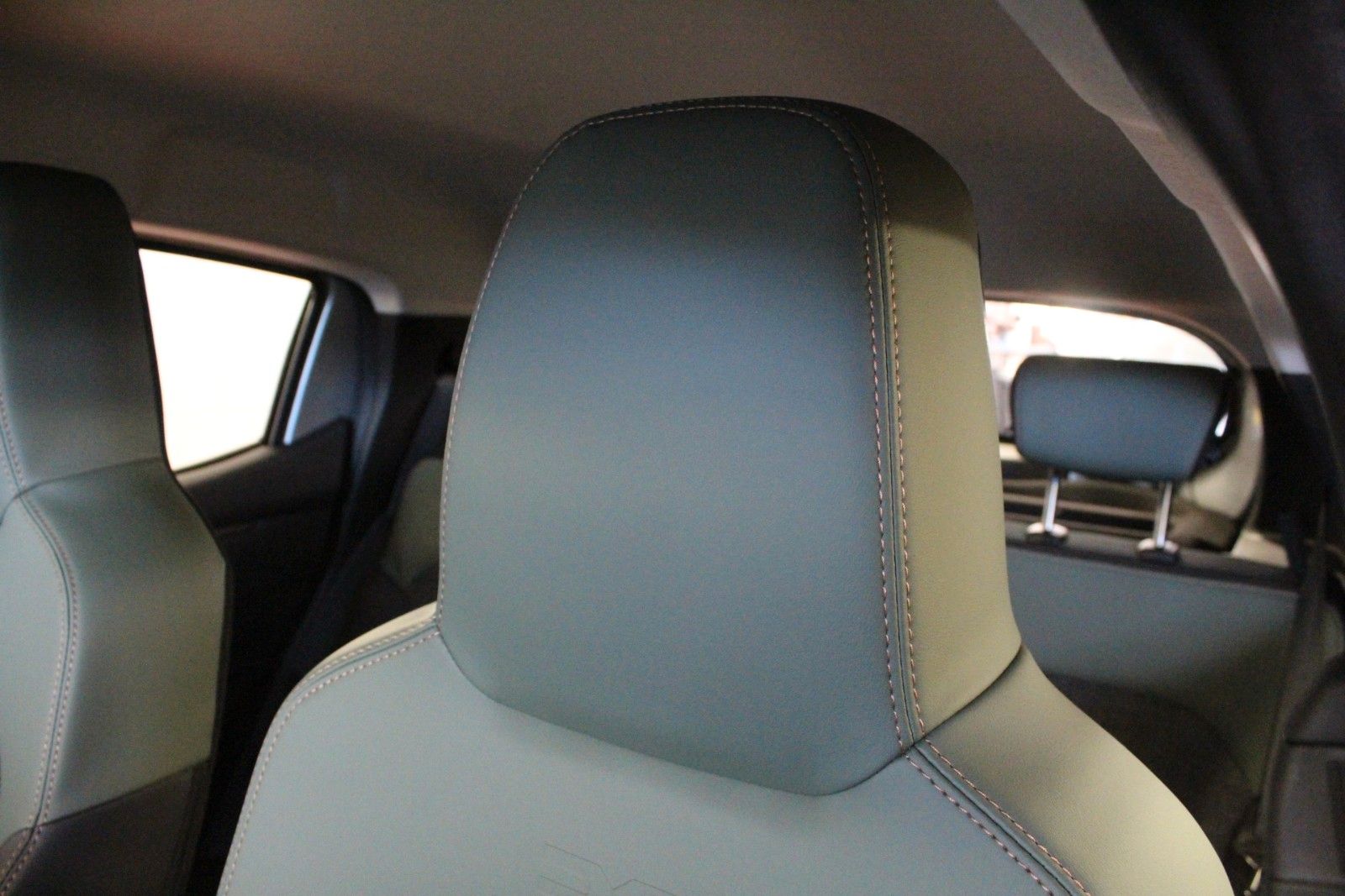 Fahrzeugabbildung Dacia Spring electric 100 Extreme