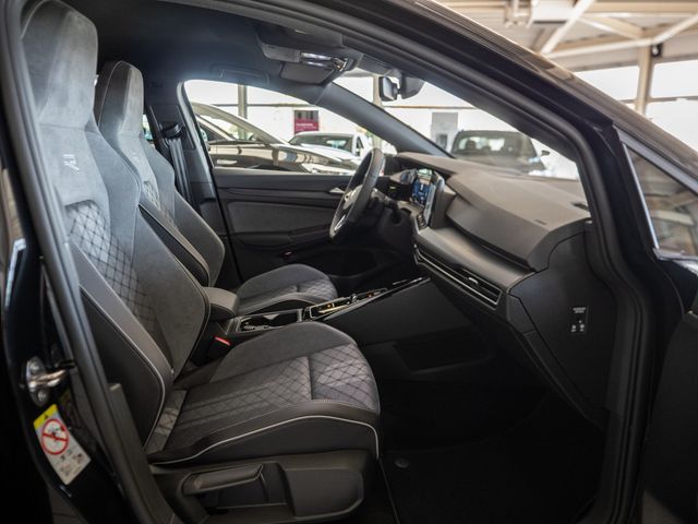 Golf VIII 2.0 TSI R-Line SHZ NAVI LED ACC AID