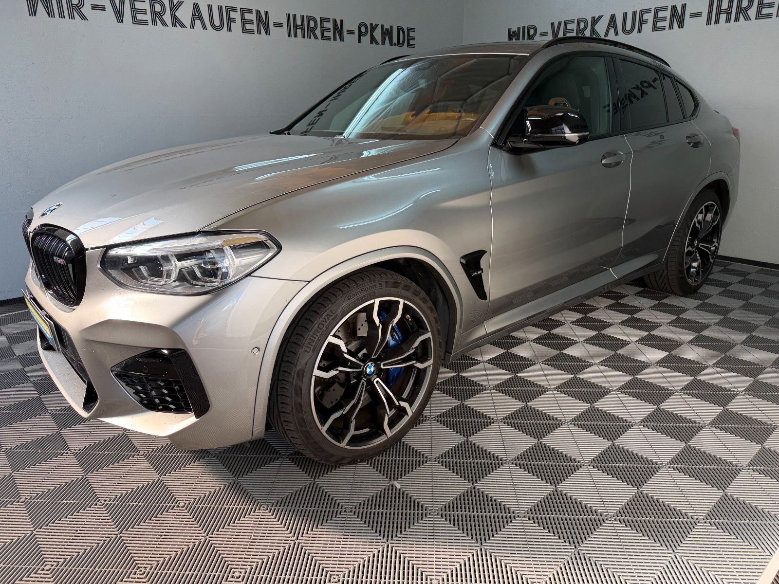BMW X4 M Competition M Driver 05-27