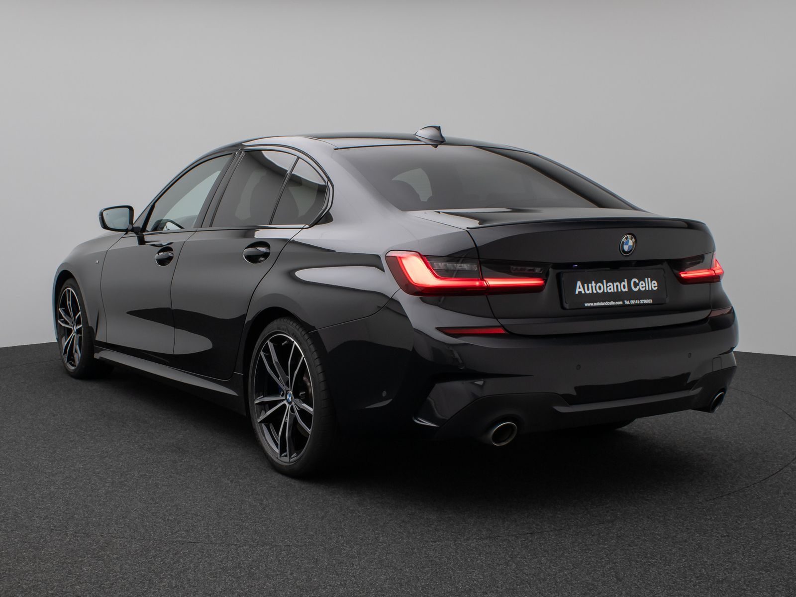 Fahrzeugabbildung BMW 330i xD M Sport Kamer DAB HiFi Stop&Go Alarm 19"