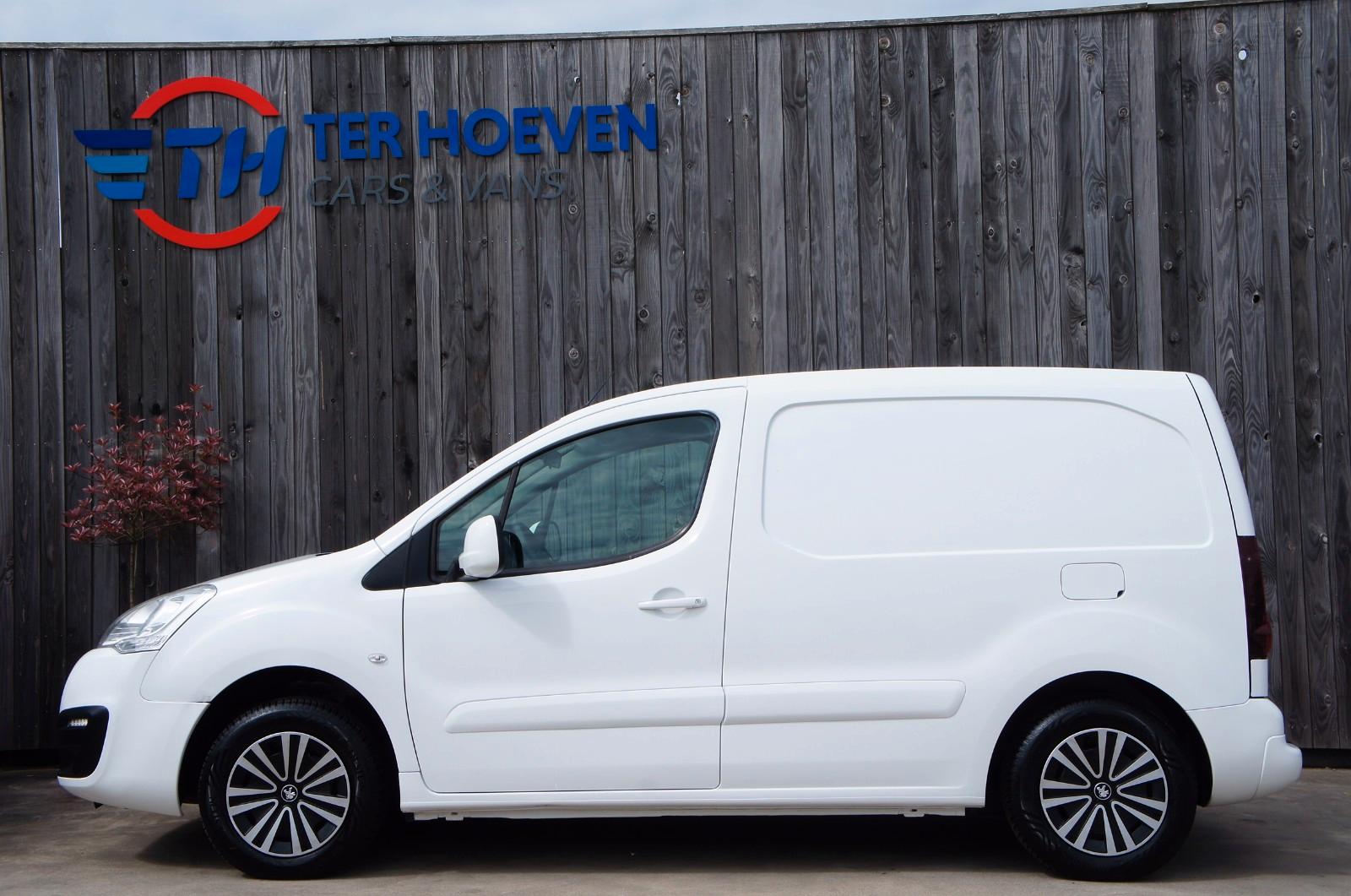 Peugeot Partner 1.6 BlueHDi L1H1 Klima Navi AHK CarPlay
