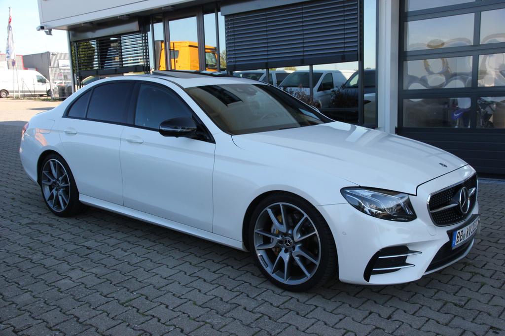 Mercedes-Benz E 43 AMG