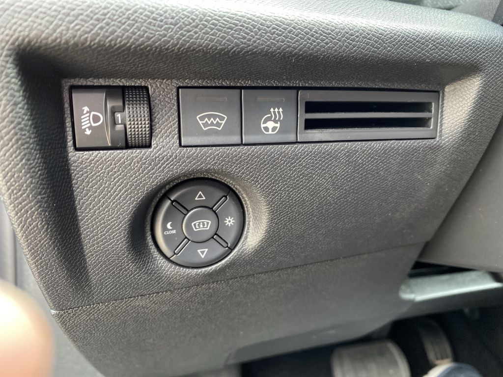 Fahrzeugabbildung Citroën C4 PT 130 S&S *Automatik* MAX *beh. Lenkr*HeadUp
