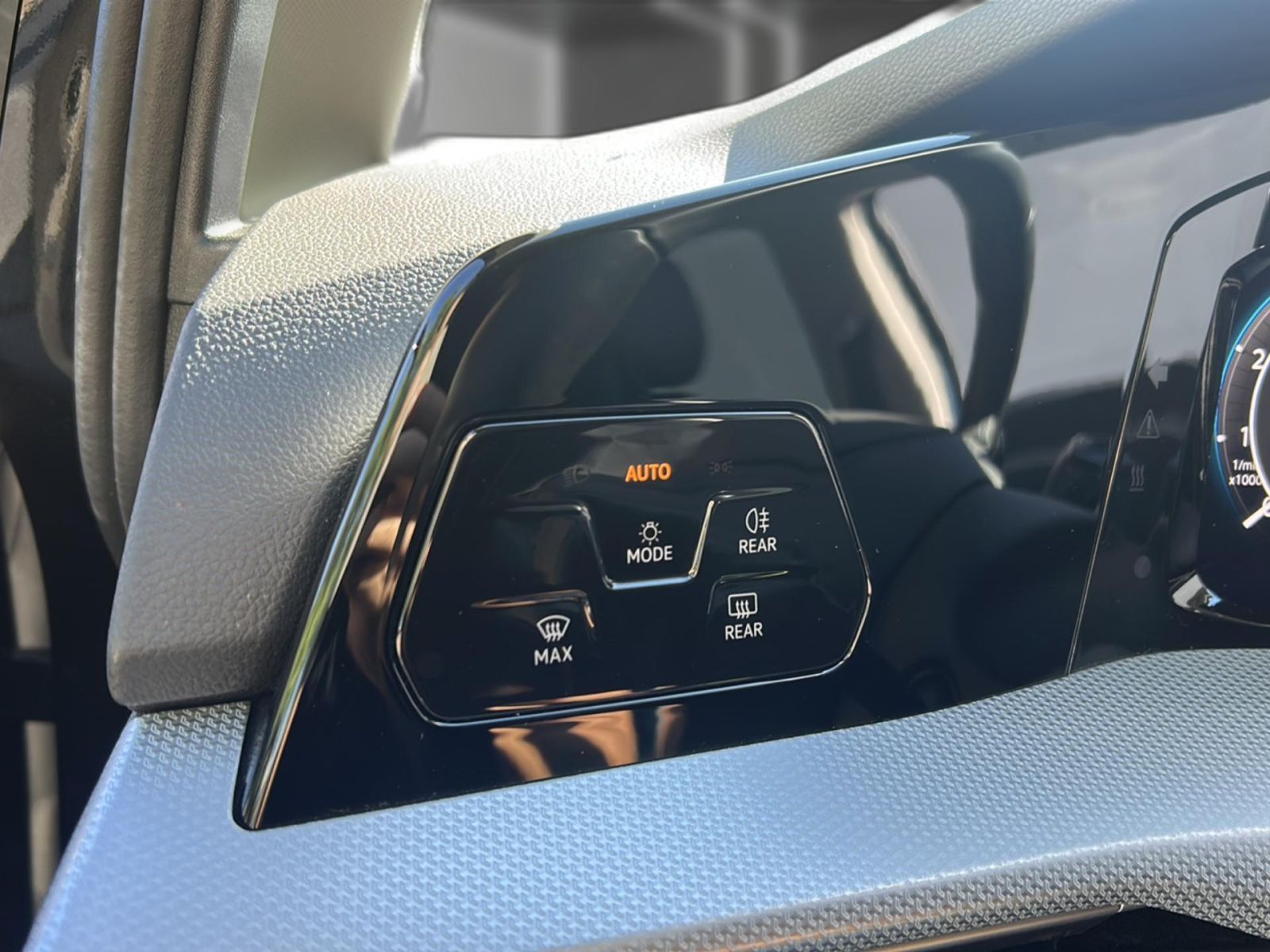 Volkswagen Golf - Bild 12