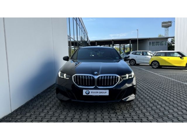 BMW 520 d Touring M Sport 20'' AHK Pano StandHz Klim foto 2