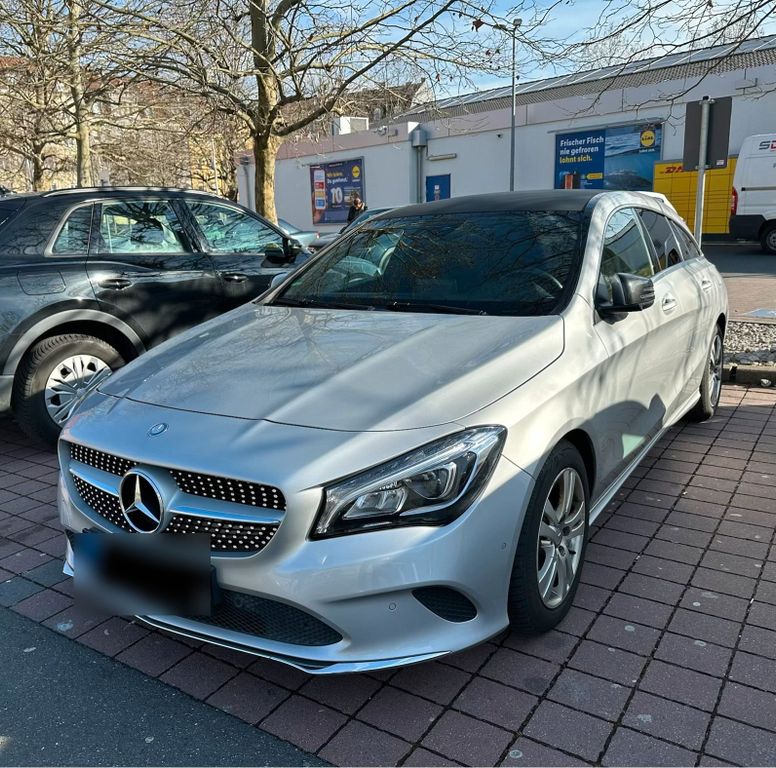 Image of Mercedes-Benz CLA 180