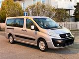 Fiat Scudo Panorama Family L2H1 120 Multijet 9-Sitzer - gebrauchte Fiat Scudo aus dem Jahr 2009