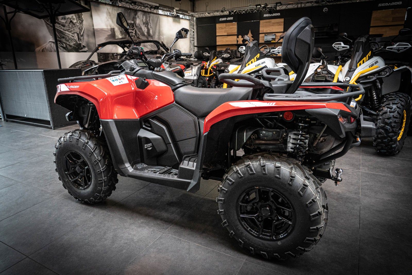 Fahrzeugabbildung Can Am Outlander 700 MAX DPS T3B