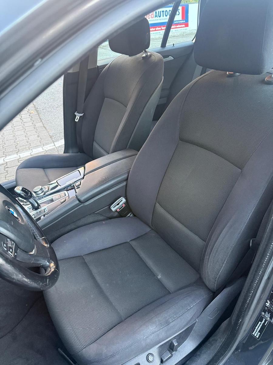 BMW 520 2012 — photo 11