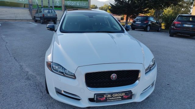 Jaguar XJ 3.0 V6 S/C 340 CV AWD R-Sport