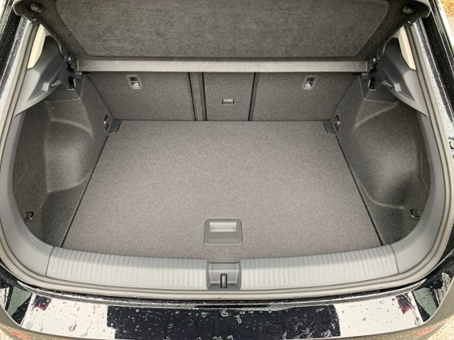 Fahrzeugabbildung Volkswagen T-Roc 1,5 TSI DSG GOAL KLIMA LED NAVI ALU