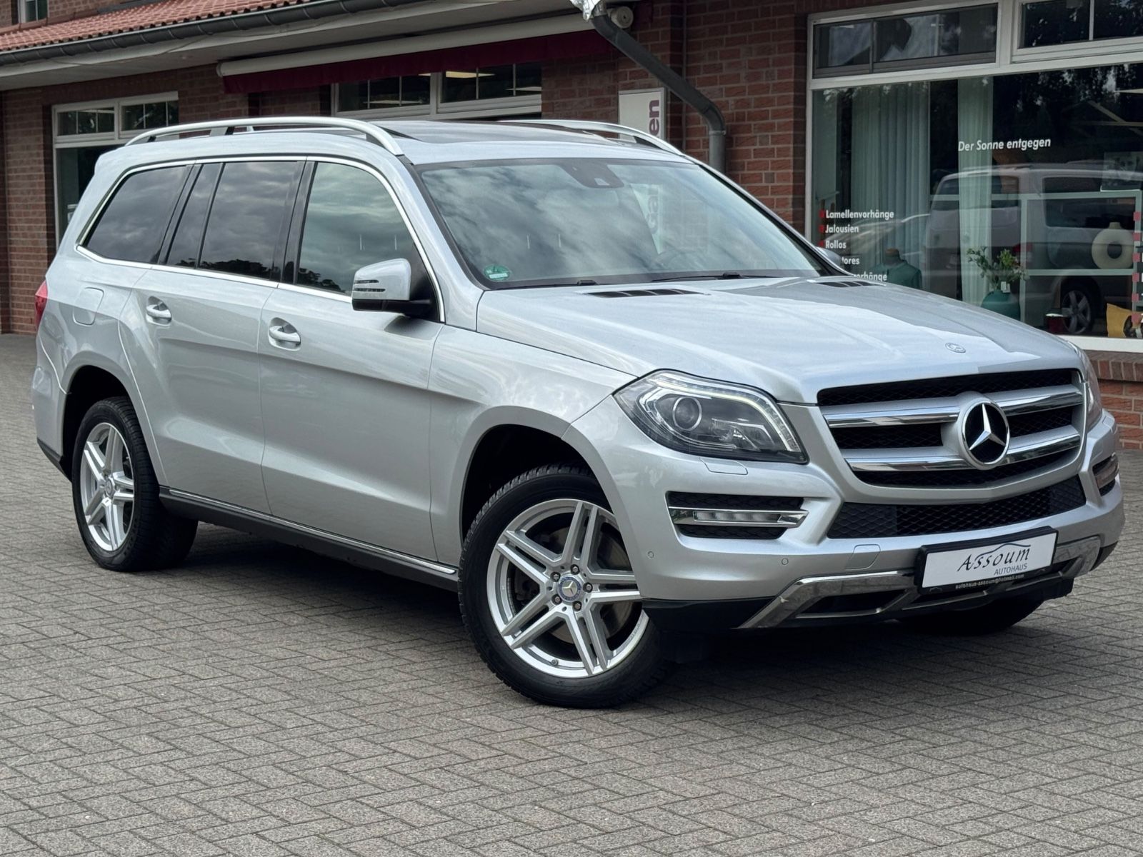 Mercedes-Benz GL 350 Blue 4M