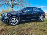 Mercedes-Benz GLA 180 - - Mercedes-Benz GLA 180: Privatanbieter
