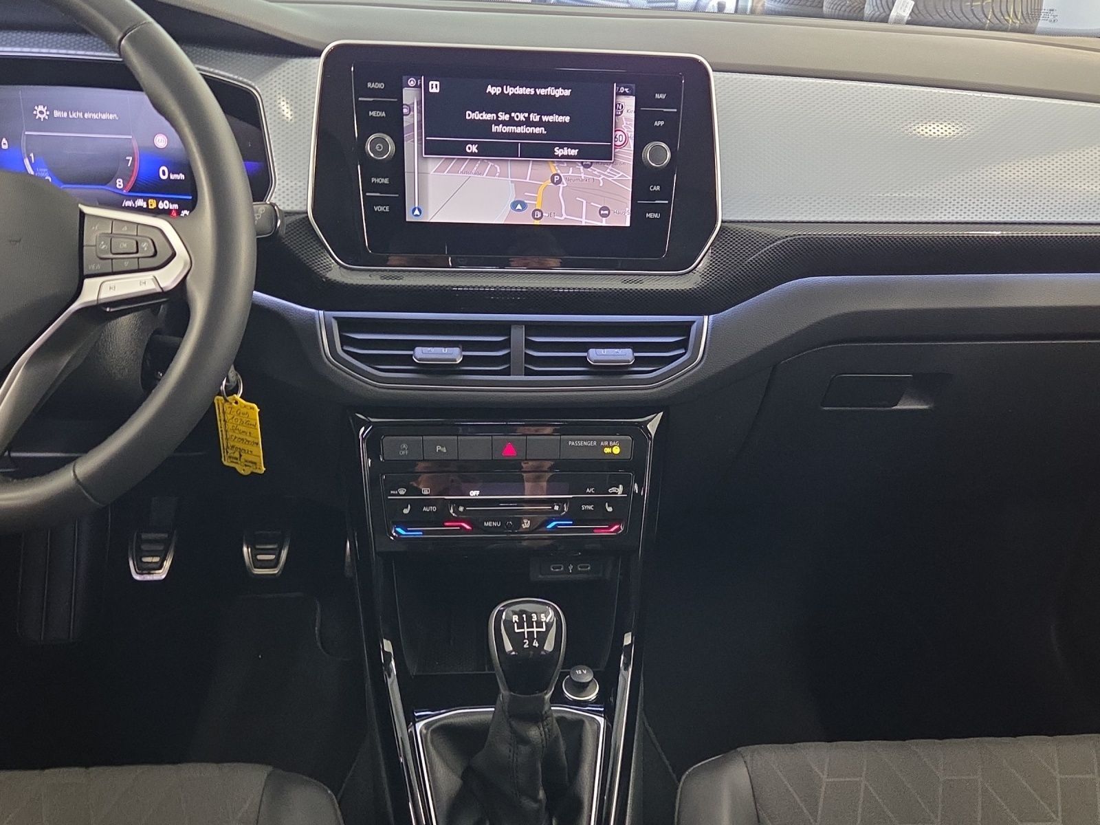 Volkswagen T-Cross - Bild 8