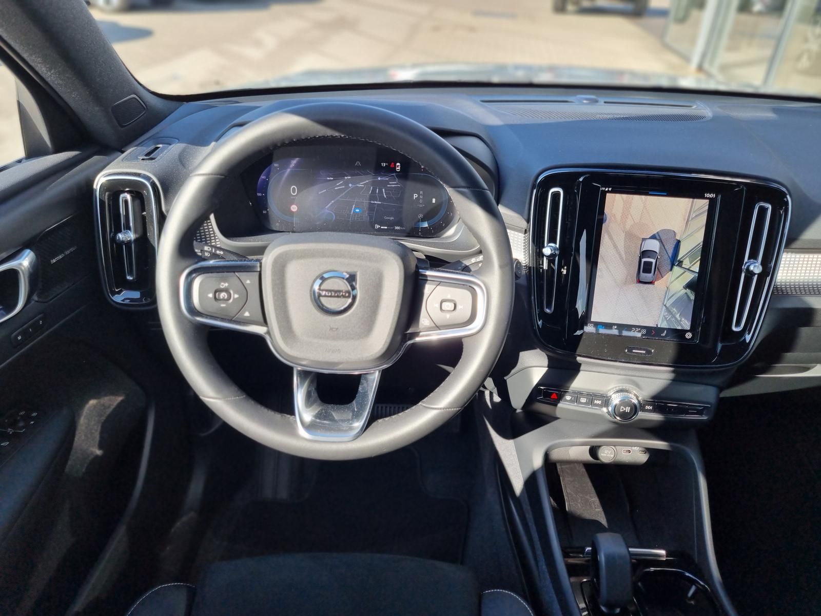 Fahrzeugabbildung Volvo XC40 B4 Benzin Plus Dark 'ACC, BLIS, 360-Cam'