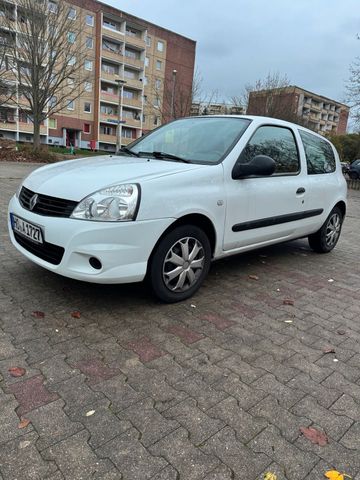 Renault Clio 1.2 4 Zylinder mit tuv