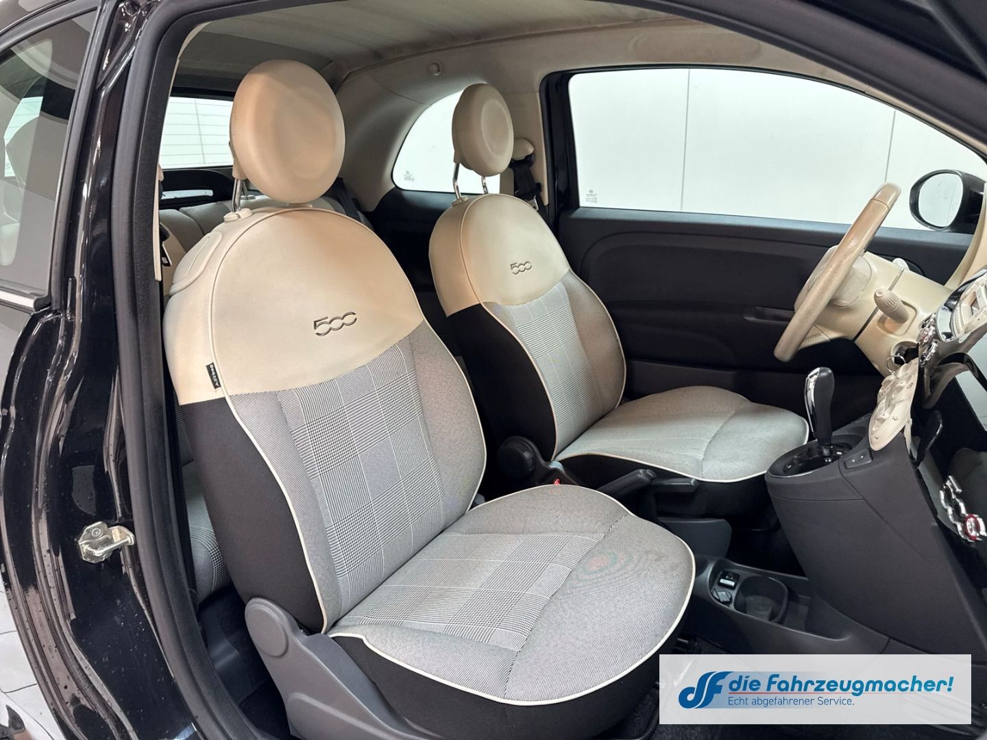 Fahrzeugabbildung Fiat 500 Lounge Faltdach PDC *IM KUNDENAUFTRAG