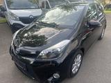 Toyota Yaris Edition 2014 Hybrid CAM*KEYLESS GO* - Toyota Yaris: Schwarz