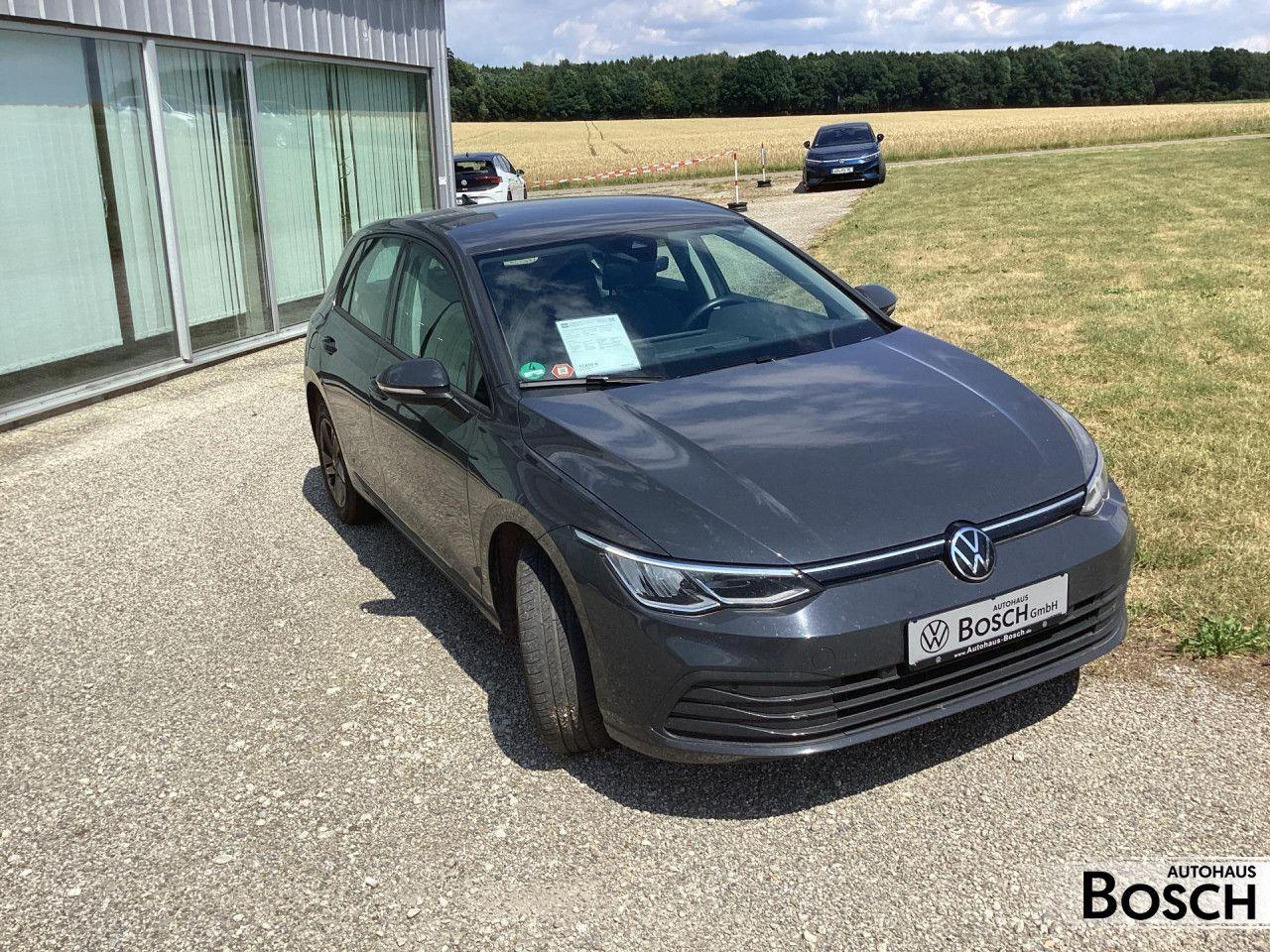Volkswagen Golf VIII 1.5 TSI Life AHK Standheizung 4 x SHZ, миниатюра 3