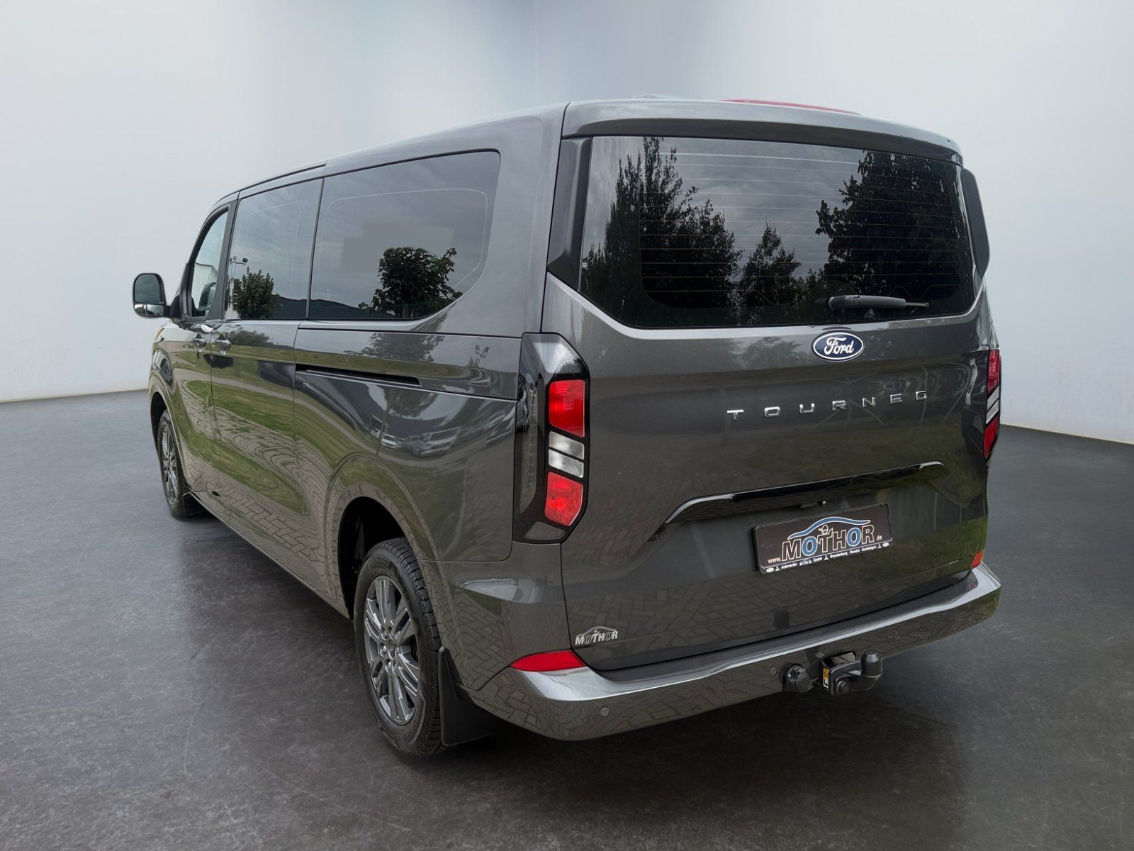 Ford Tourneo Custom Titanium 2.0 EcoBlue L2 ACC+NAVI foto 4