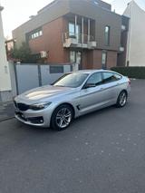 BMW 320 Gran Turismo Gran Turismo 320d Sport Lin... - silberne BMW 320 Gran Turismo