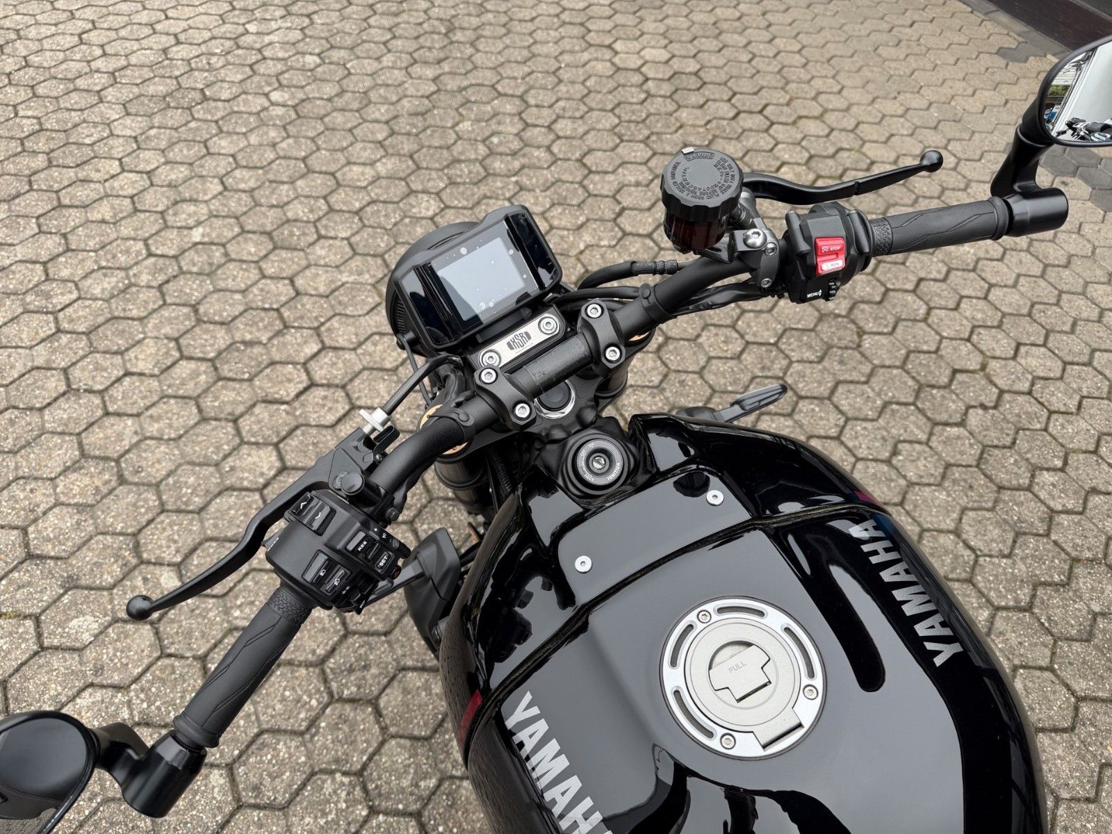 Fahrzeugabbildung Yamaha XSR 900 ABS