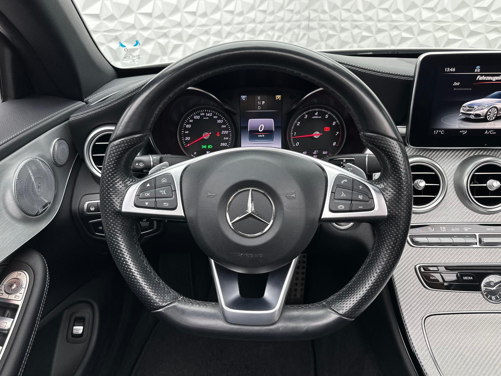 Fahrzeugabbildung Mercedes-Benz C 300 AMG DISTRO/AIRSCARF/BURMESTER/KEYLES/360°