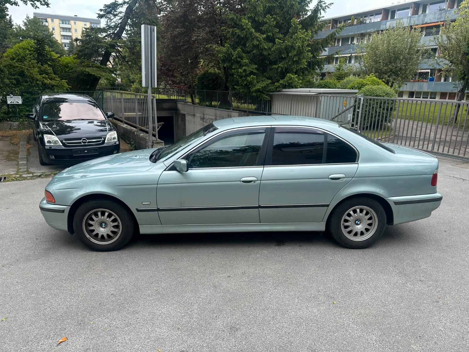 BMW 520i Tüv 2027