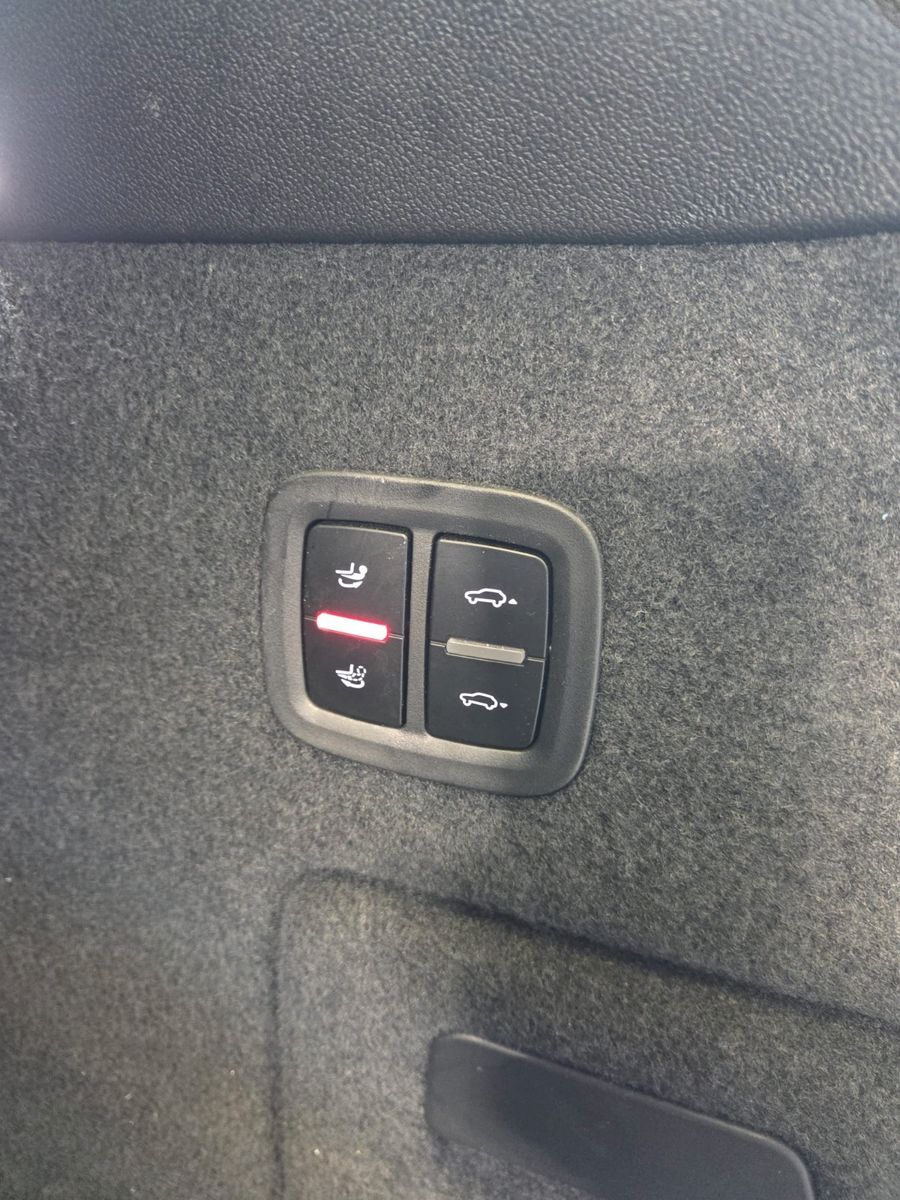 Fahrzeugabbildung Porsche Cayenne,Panodach/Luft/AHK,21 Zoll/Standh.