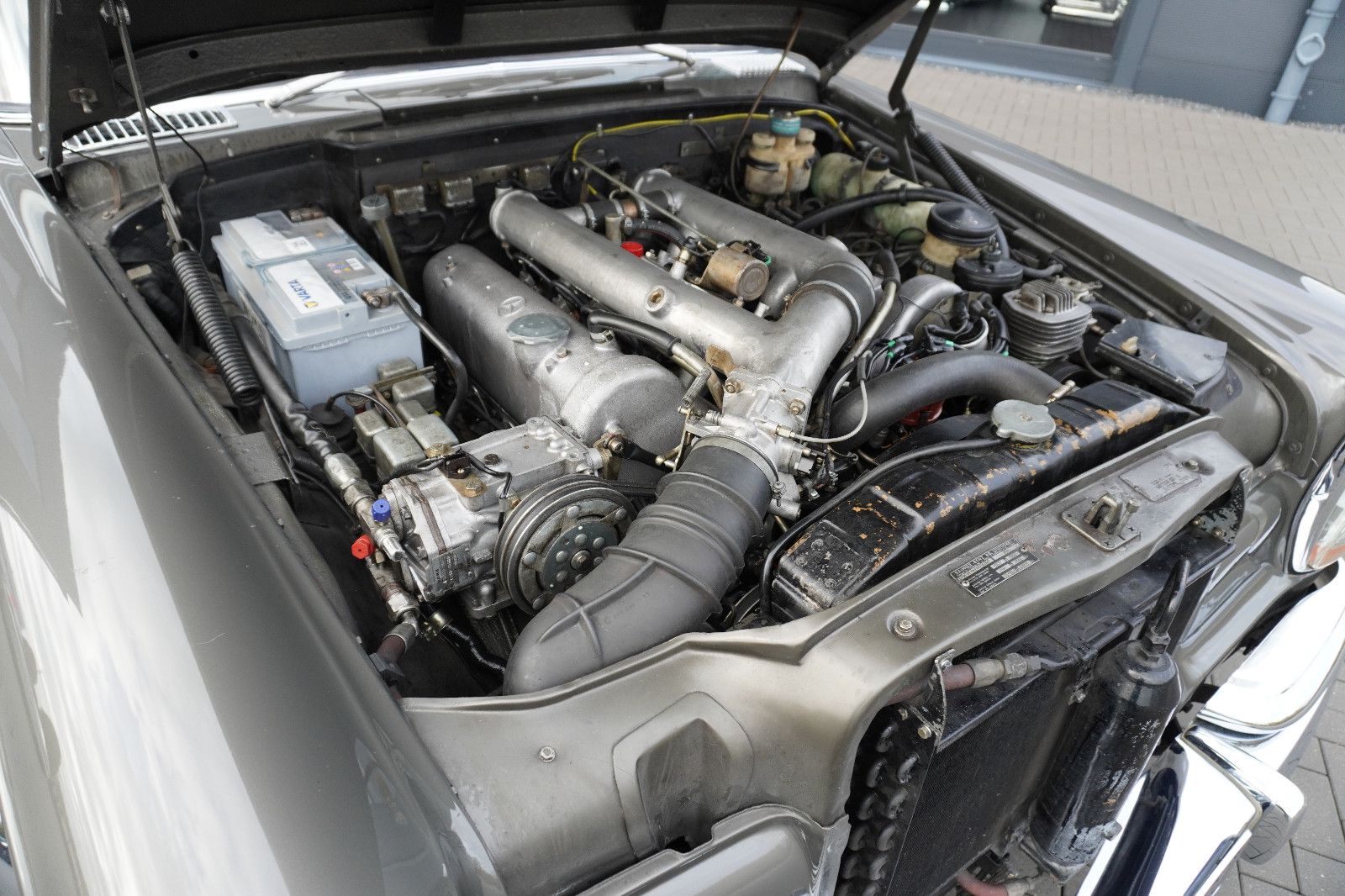 Fahrzeugabbildung Mercedes-Benz 600