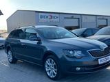 Skoda Superb 2.0 TDI Exclusive AHK*BI-XENO*MEMORY*TEMP - Skoda Superb: Exclusive