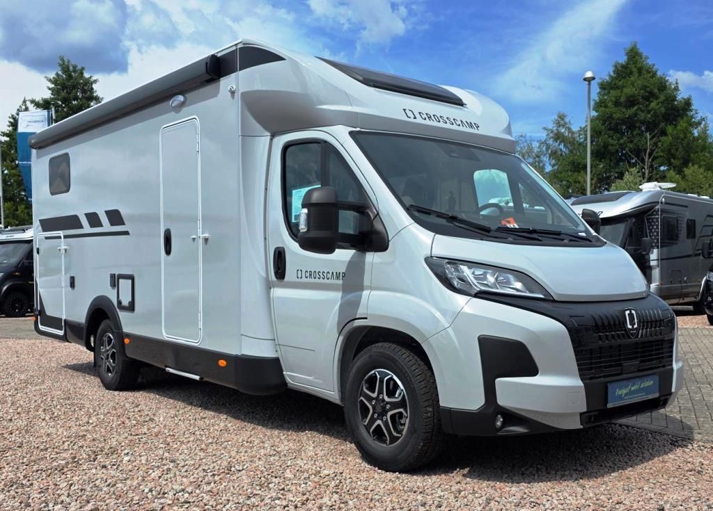 Fahrzeug Übersicht 3 Fahrzeugabbildung Crosscamp EXPDN 7.4 E Verfüg./Sparen Sie 5.558,- €