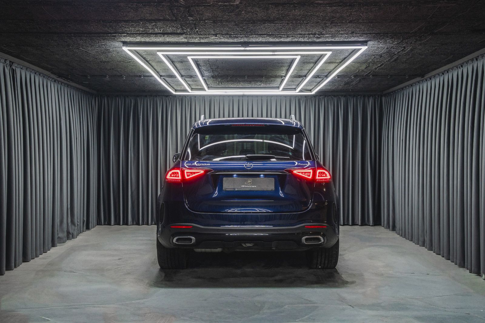 Fahrzeugabbildung Mercedes-Benz GLE 400 d 4Matic*AMG Line*Burmester*Pano*21''