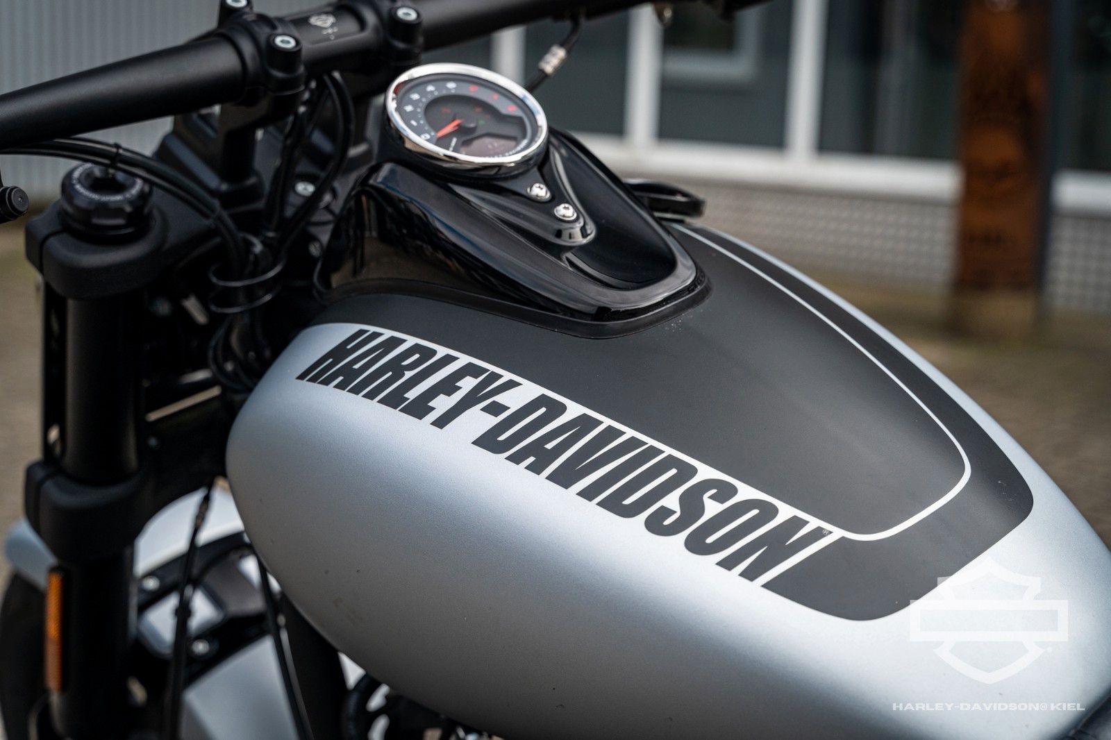 Fahrzeugabbildung Harley-Davidson FAT BOB 114 FXFBS SOFTAIL - JEKILL&HYDE - 1.HAND