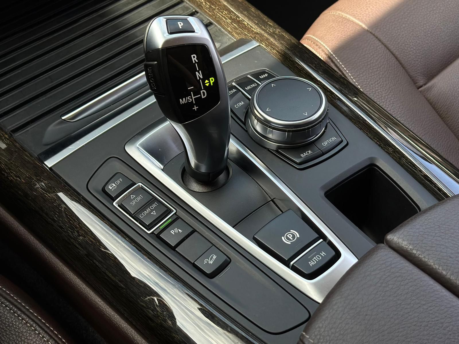 BMW X5 xDrive 30d* BIXEN#HUD#PANO#AHK#SHZ#TEMPO#NAVI - Image 15