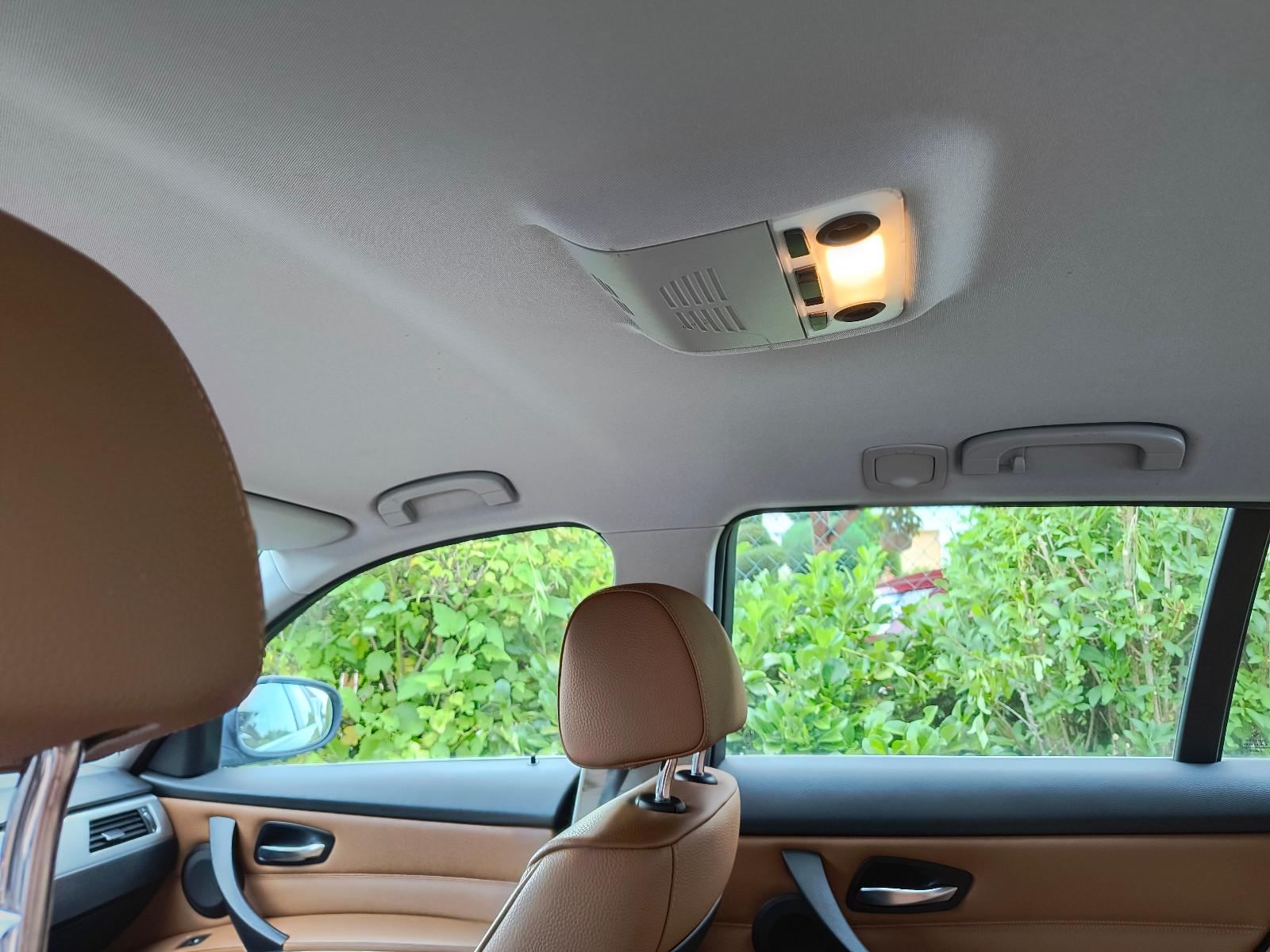 BMW 330 2010 — photo 13