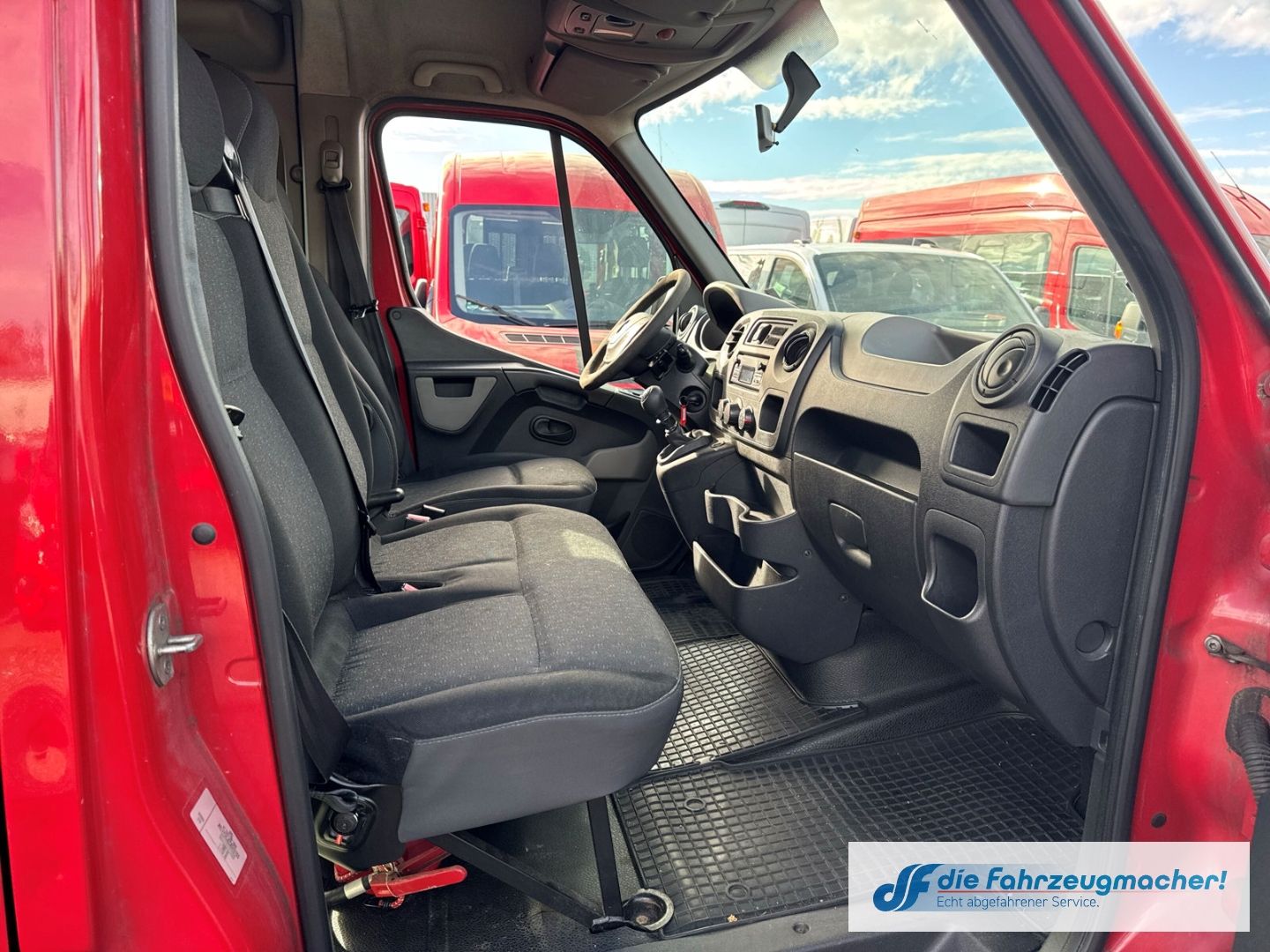 Fahrzeugabbildung Opel Movano PDC BT el.SP ABS *8090 *EXPORT